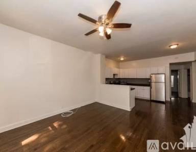 Main picture of 1415 W Hutchinson St