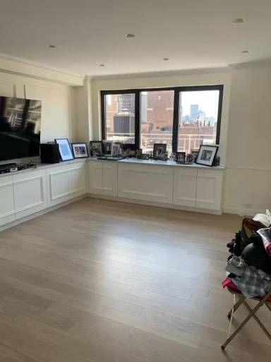 Main picture of 178 Beach 92nd St