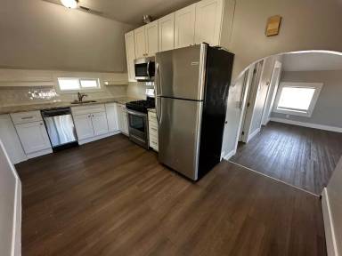 Main picture of 1104 7th Ave SE