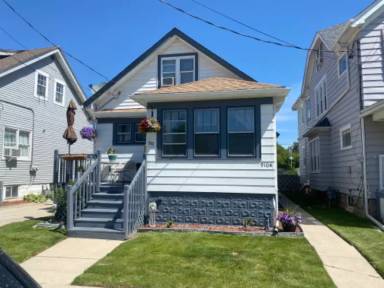 Main picture of 910 Manitoba Ave