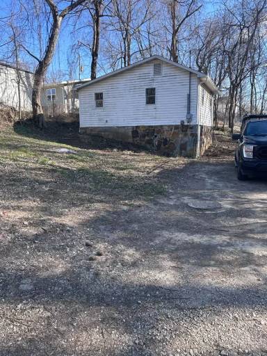 Main picture of 398 Hill St