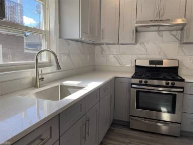 Main picture of 73 Marshall St