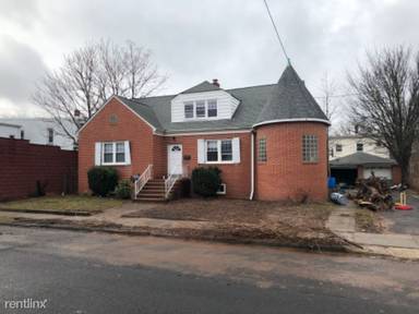 Main picture of 45 Emerson St