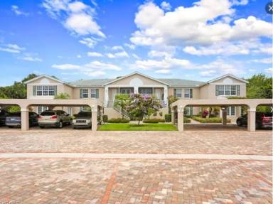 Main picture of 871 Tanbark Dr