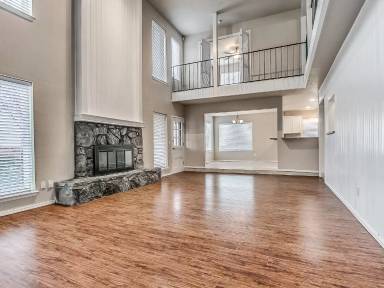 Main picture of 10832 Admiral Dr