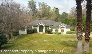 Main picture of 5325 NW 102nd Pl