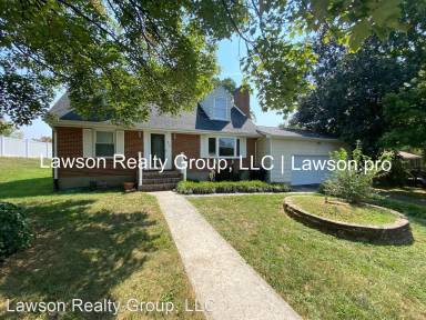 Main picture of 3670 Goodview Ave