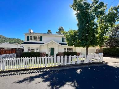 Main picture of 69 Dominican Dr