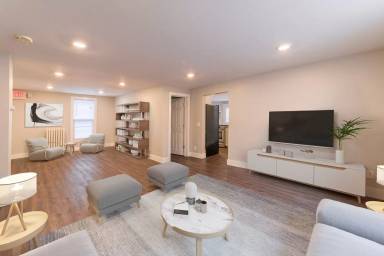 Main picture of 2725 2729 Hennepin Ave