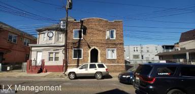 Main picture of 110 N 27th St