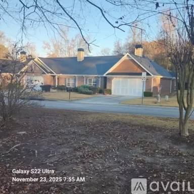 Main picture of 2560 Rosehill Cir