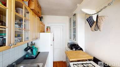 Main picture of 33 Walbridge St