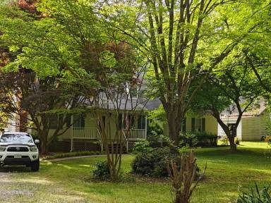 Main picture of 2732 Birdsong Ln