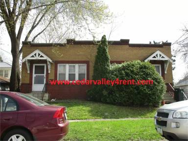 Main picture of 216 Pleasant St