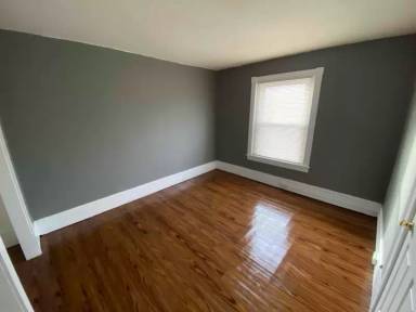 Main picture of 136 Stanbridge St