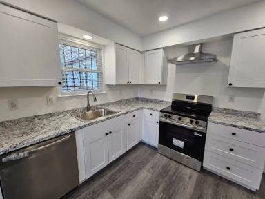 Main picture of 3101 Peabody Ave