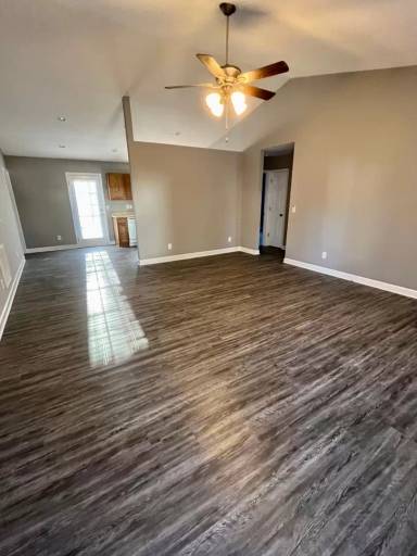 Main picture of 171 3rd Ave