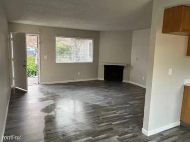 Main picture of 3405 Sherwood Ave
