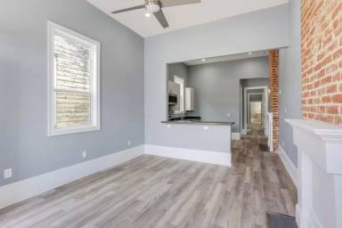 Main picture of 2510 1st St