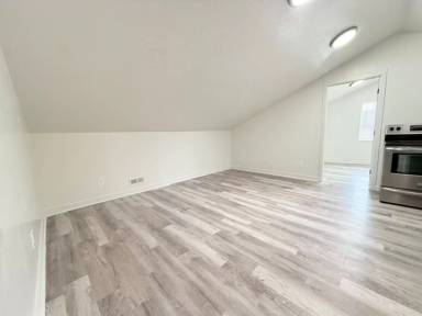 Main picture of 2515 S Parkcrest Dr