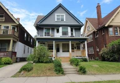 Main picture of 1834 N Arlington Pl