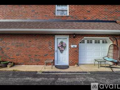 Main picture of 478B Laurel Brook Dr