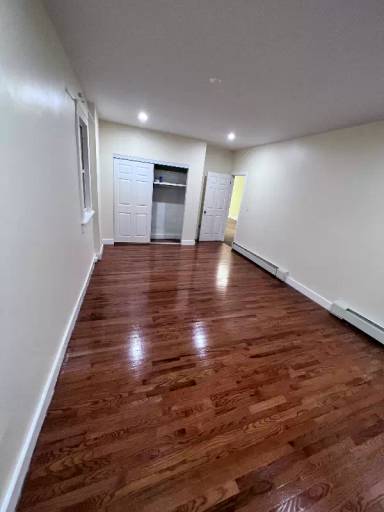 Main picture of 135 W Market St