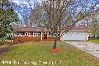 Main picture of 128 Rosewood Dr