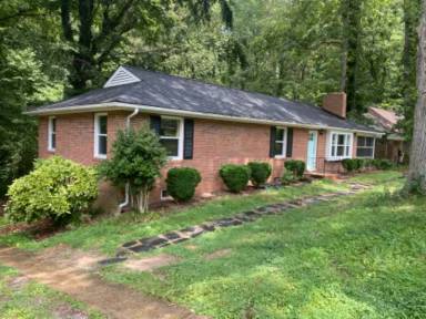 Main picture of 1307 Castleton Rd