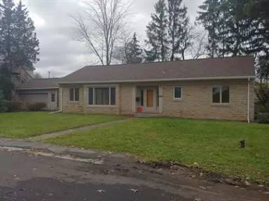 Main picture of 914 Crawford Ave