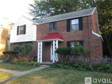 Main picture of 2253 Castlewood Dr