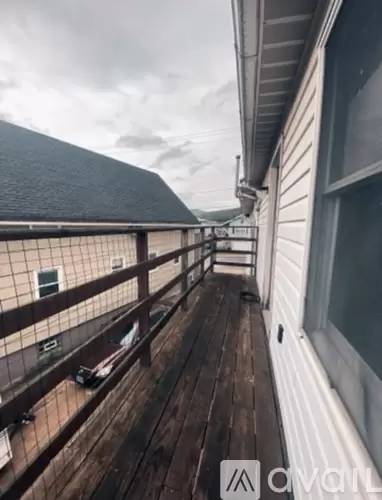 Main picture of 9 N Kendall Ave