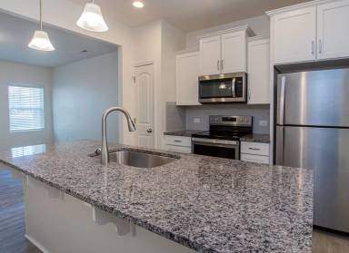 Main picture of 225 Hammersmith Trl NW