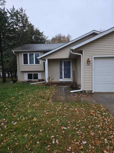 Main picture of 2623 Edgewood Ln