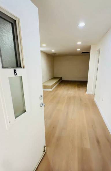 Main picture of 1823 Armour Ln