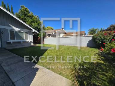 Main picture of 6785 Muscat Dr
