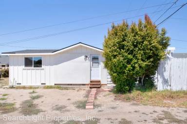Main picture of 101 Pinal Ave