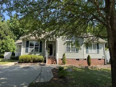 Main picture of 141 Creek Commons Ave