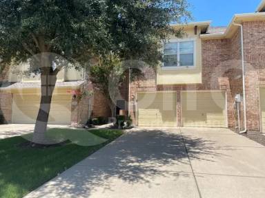 Main picture of 9984 Fleetwood Dr