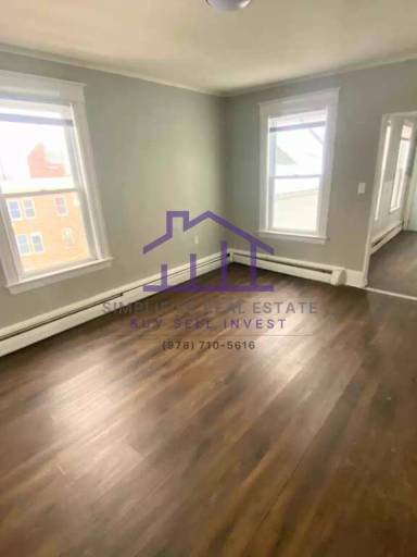 Main picture of 14 College St