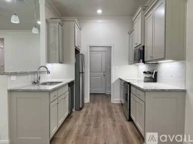 Main picture of 8406 Cambridge Rd