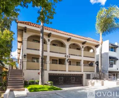Main picture of 625 E Palm Ave