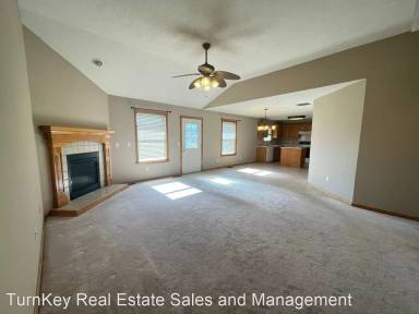 Main picture of 3812 W Cardinal St