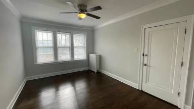 Main picture of 2740-2744 W 73RD St