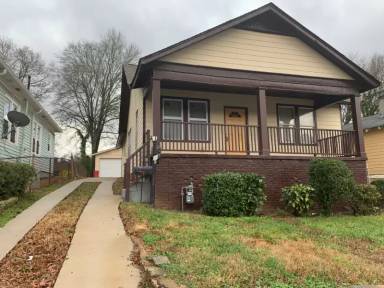 Main picture of 972 Desoto St NW