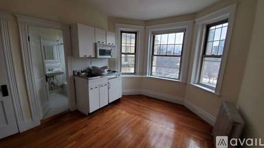 Main picture of 27 Park Dr