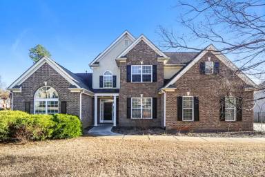 Main picture of 501 Summer Brooke Ln