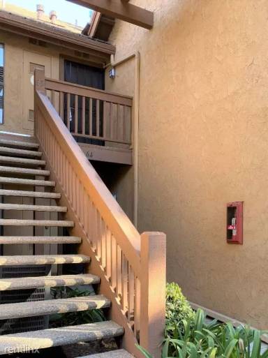 Main picture of 61 Lemon Grv