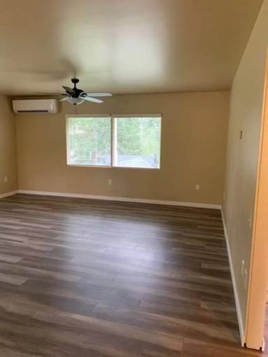 Main picture of 605 108th Avenue Ct E