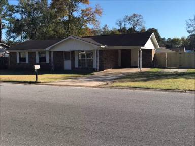 Main picture of 16313 Lamont Rd